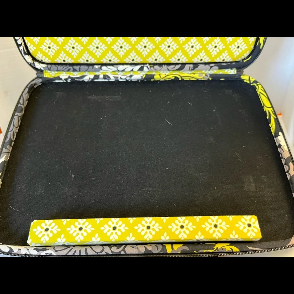 Vera Bradley Portfolio Hard-shell Laptop bag